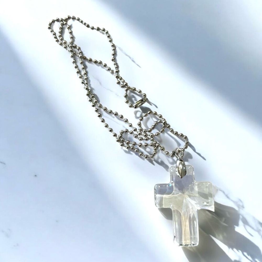 Crystal Clear Glass Cross Necklace with silver toned Beaded Chain 22” - Picture 9 of 17